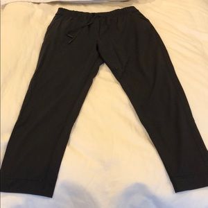 Lululemon Black On the Fly Pants Size 4